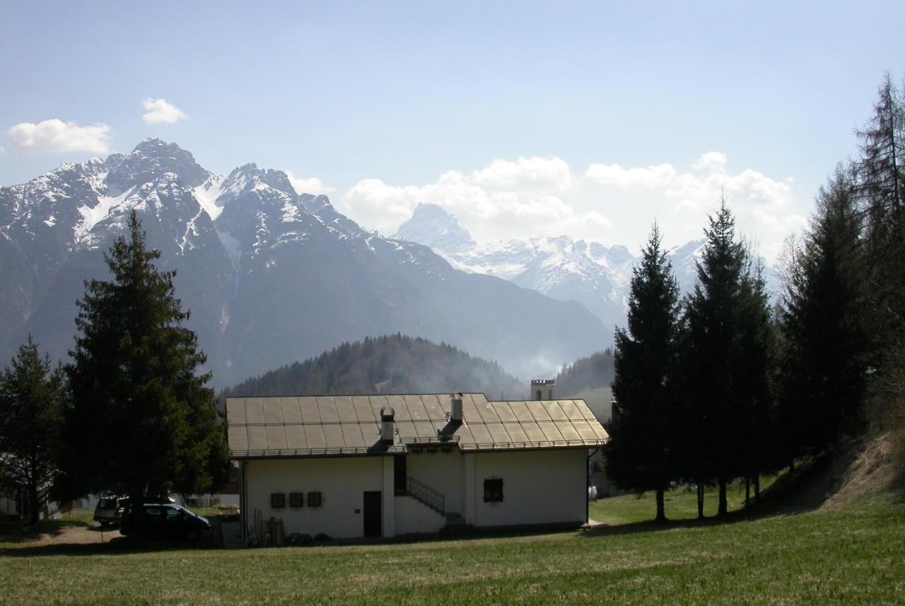 Orizzonti Montani Apartment Pieve di Cadore Luaran gambar